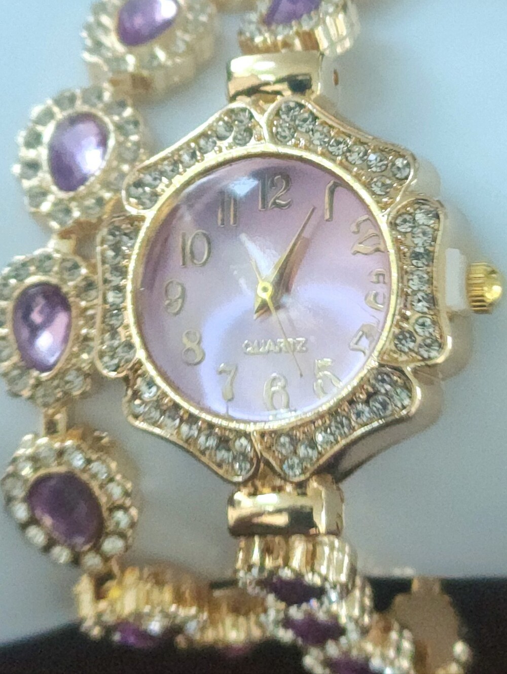 Elegant Pink Floral Quartz Watch with Pink Crystal Bracelet